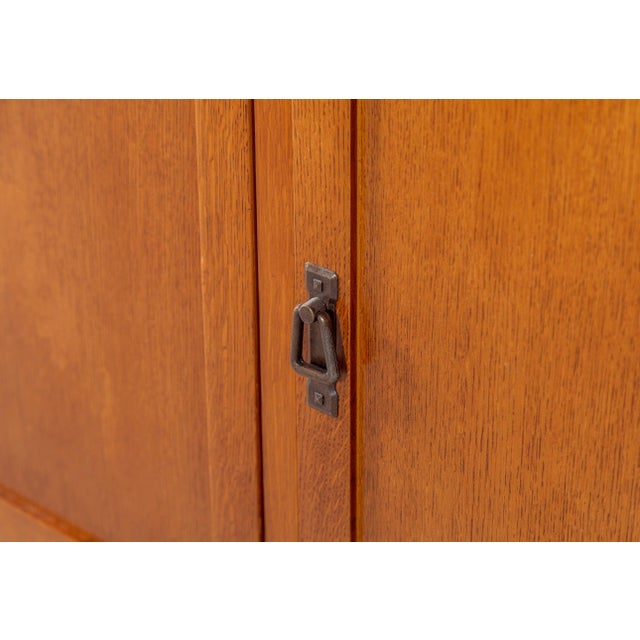 Mission 3 Door & 3 Drawer Sideboard - 70 For Sale In Chicago - Image 6 of 15