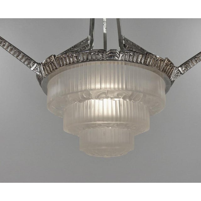 Cherrier & Besnus & Hanots French Art Deco Chandelier 1930s - Stepped Glass & Nickel For Sale - Image 6 of 12