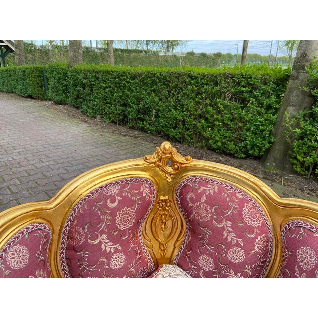 Gold 1970s French Louis XVI Gilt Gold Damask Settee 1 Pc For Sale - Image 8 of 10