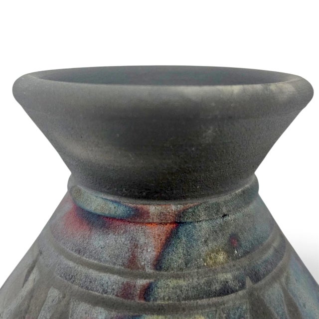 Charcoal 1998 Robert Graydon Signed American Studio Pottery Vase 11.5" For Sale - Image 8 of 16