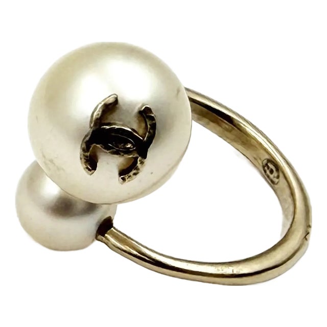 Chanel Gold CC Double Pearl Ring, Size 5.5 For Sale