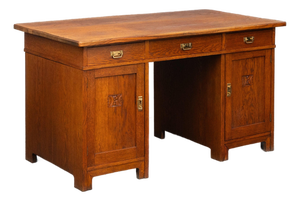 Early 20th Century Art Nouveau Desk in Oak