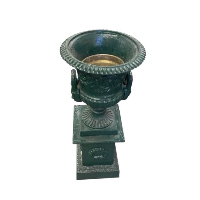 Vintage Neoclassical Cast Iron Garden Urn on Wreath Pedestal - Hunter Green For Sale In West Palm - Image 6 of 12
