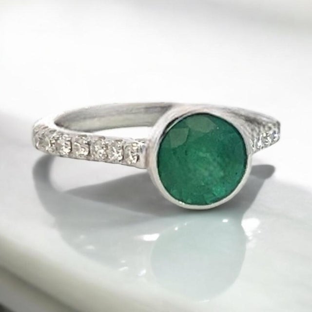 Natural Emerald Diamond Ring Size 6.5 14k W Gold 1.93 TCW Certified For Sale - Image 9 of 11