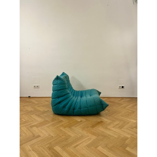 1980s Turquoise Togo Armchair by Michel Ducaroy for Ligne Roset, 1970s For Sale - Image 5 of 11