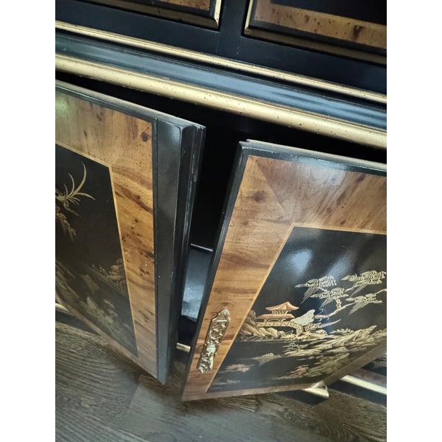 1970s Drexel Heritage Chinoiserie Breakfront China Cabinet For Sale - Image 9 of 9