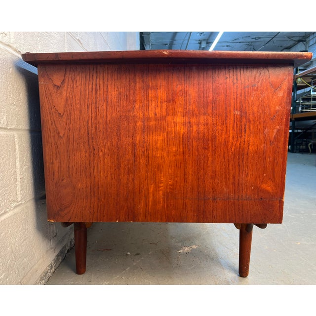 Mid-Century Modern Danish Walnut Desk Attributed to Svend Åge Madsen For Sale In New York - Image 6 of 17