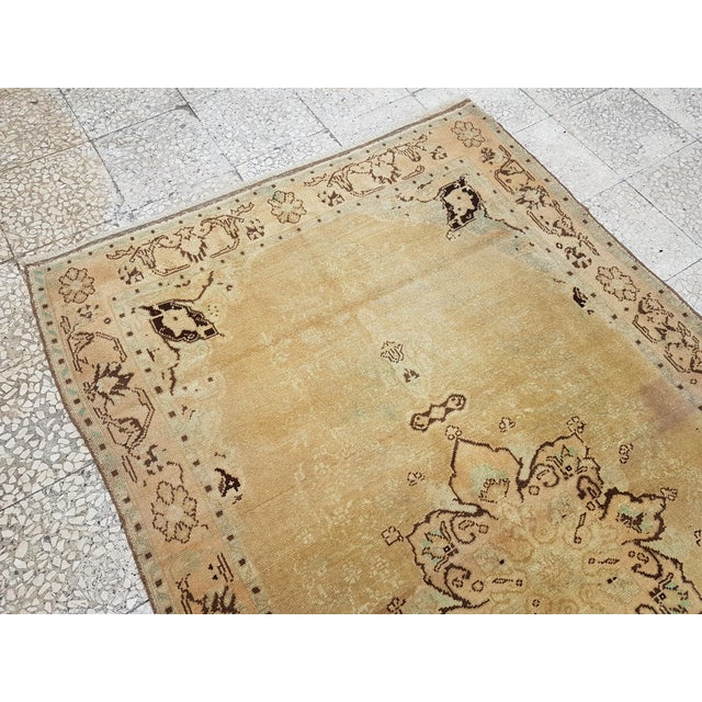 Mid-Century Modern Faded Turkish Karapinar Rug 52'' X 86'' For Sale - Image 3 of 12