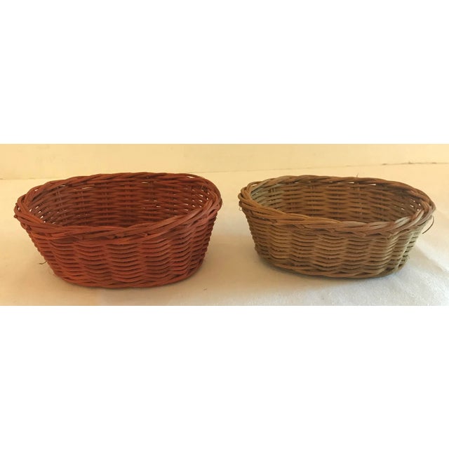 Mid-Century Modern Vintage Small Colored Baskets - Set of 2 For Sale - Image 3 of 7