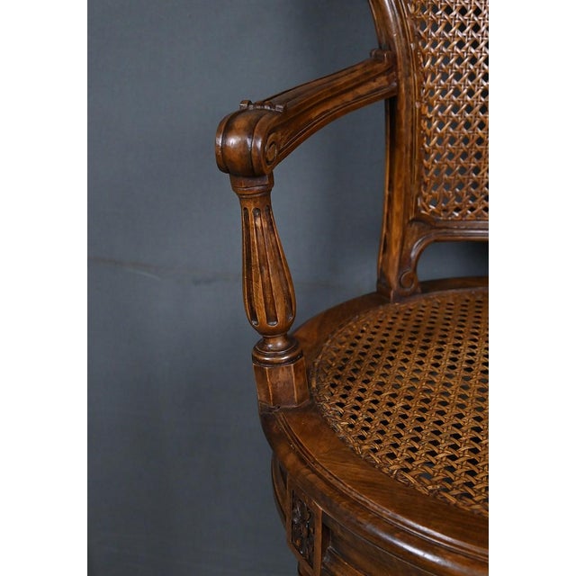 Louis XVI Swivel High Chair in Beechwood, 1900s For Sale - Image 6 of 18