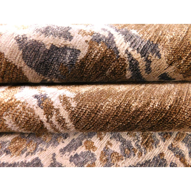 Hand Knotted Modern Style Rug in Bamboo Silk. 8'x 10'2" For Sale - Image 14 of 15