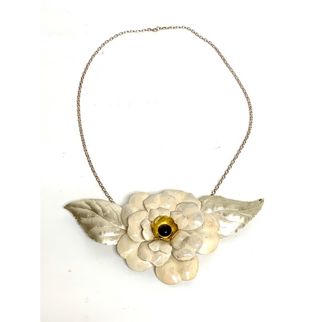 English Sterling & Enamel Flower Necklace, London, 1978 A beautiful English sterling silver and enamel flower necklace,...