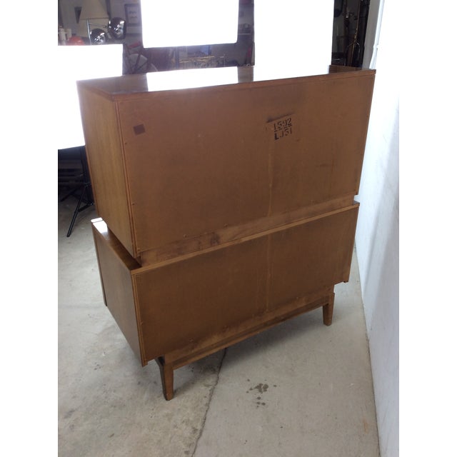 Mid Century Modern Highboy Dresser With Diamond Fronts by United Furniture For Sale - Image 15 of 15