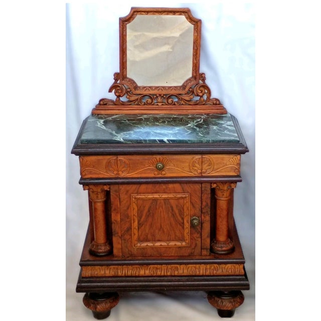 French Pair of Italian Burl Walnut Nightstands With Green Marble Tops & Mirrors 1930s For Sale - Image 3 of 18
