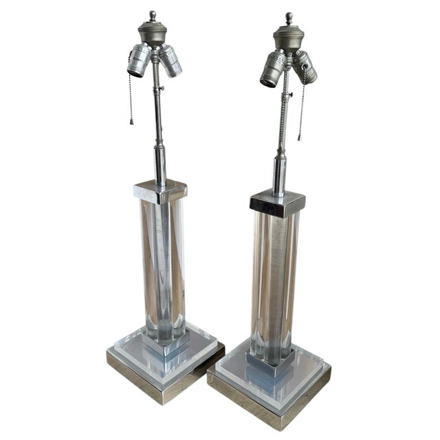 Mid-Century Modern Pair of Mid Century Modern Lucite & Chrome Table Lamps For Sale - Image 3 of 6