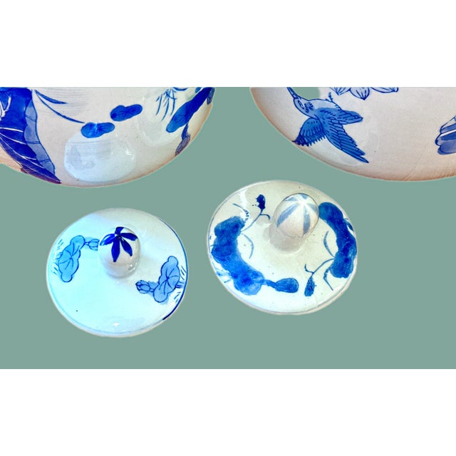 Mid-Century Chinoiserie Hollywood Regency Melon Jars With Hummingbirds and Lilly Pads - A Pair For Sale - Image 10 of 11
