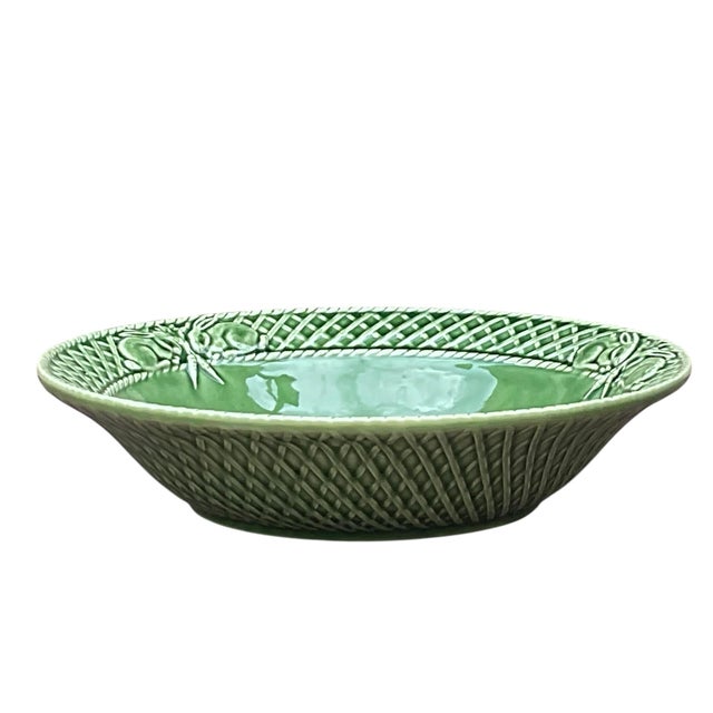Bordallo Pinheiro Bunny Rabbit Serving Bowl Majolica Portugal Late 20th Century For Sale - Image 6 of 7