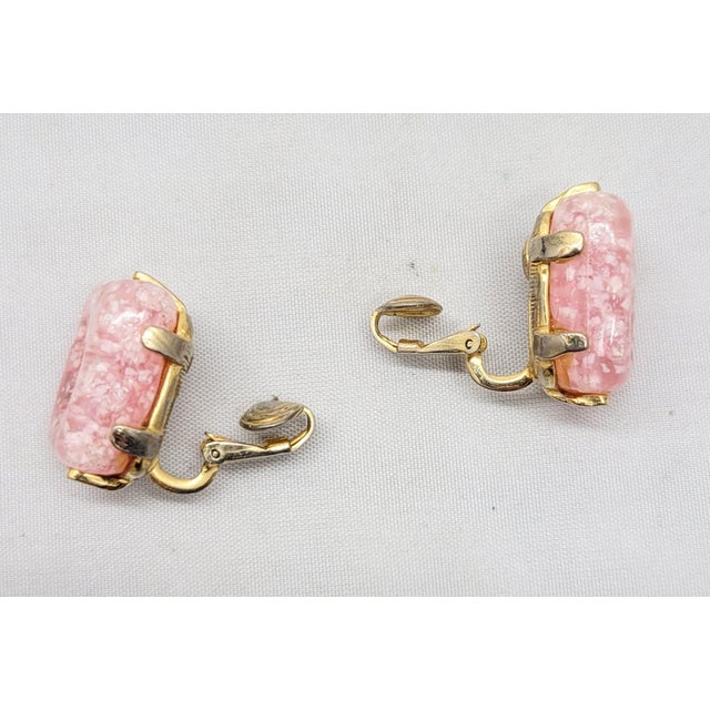 Vintage 1960s Signed Castlecliff Pink Art Glass Clip Earrings-2 Pieces For Sale - Image 9 of 10