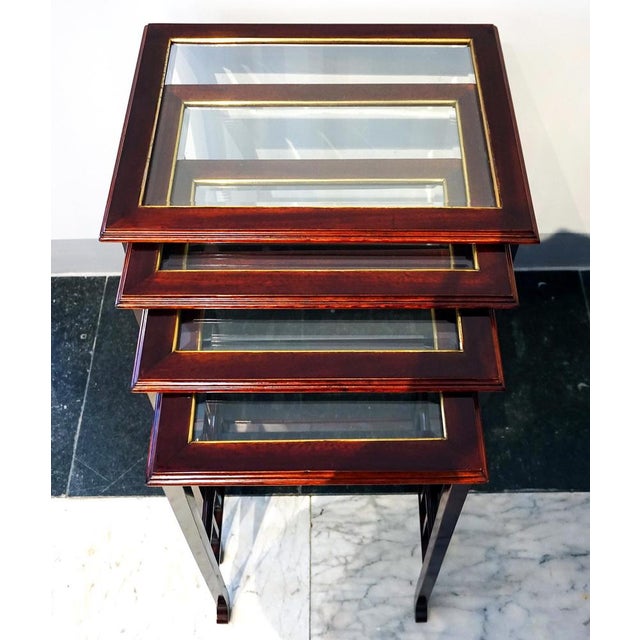 Art Nouveau Nesting Side Tables in Glass and Brass Inserts, Vienna, 1900s, Set of 4 For Sale - Image 5 of 6