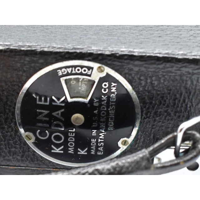 Early 20th Century Cine Kodak Model K 16mm Eastman Kodak Roll Film Movie Camera With Case and Key For Sale - Image 9 of 11