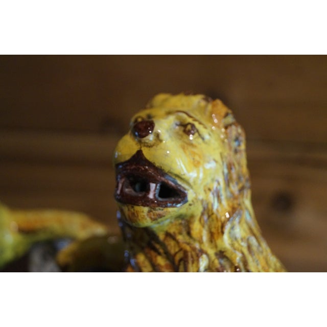 Yellow 1980s Italian Pottery Lions - A Pair For Sale - Image 8 of 12