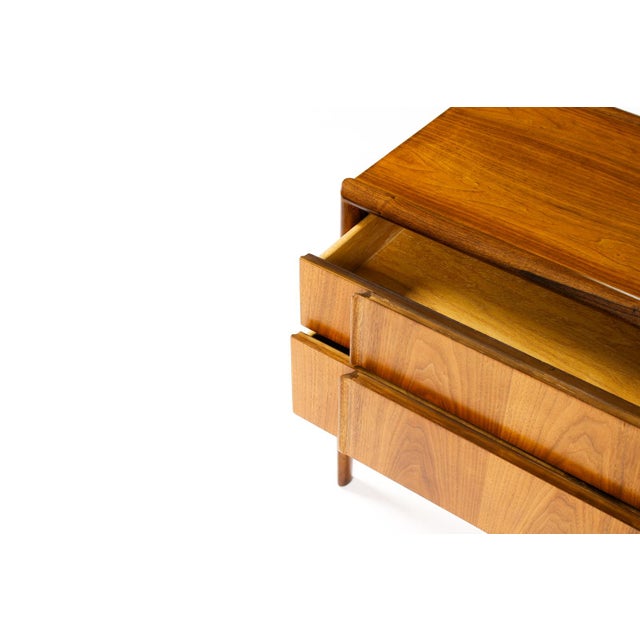 1960s Danish Modern Mid Century Walnut Nightstand Chest — Barney Flagg for Drexel Parallel For Sale In Los Angeles - Image 6 of 9