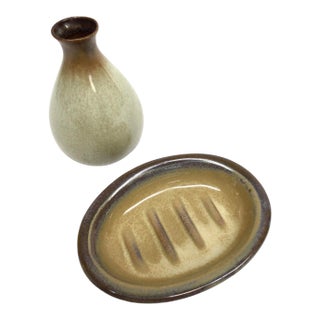Vintage Studio Hand Turned Pottery Soap & Toothbrush Holder - a Set For Sale