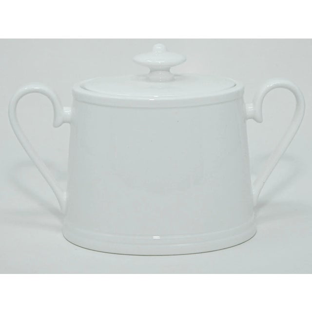 Modern Villeroy & Boch Stella Hotel White Bone China Sugar Bowl With Cover For Sale - Image 3 of 13