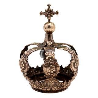 Marian Crown in Silver with Reliefs For Sale