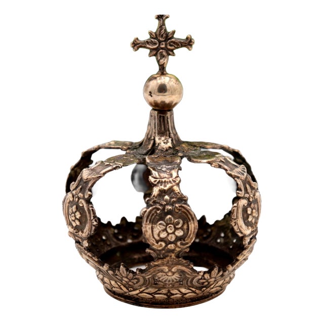 Marian Crown in Silver with Reliefs For Sale