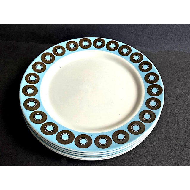 Offered is a set of 5 dinner plates, Jonathan Adler Happy Home Circles & Stripes. They are a crisp Tiffany/Pool blue band...