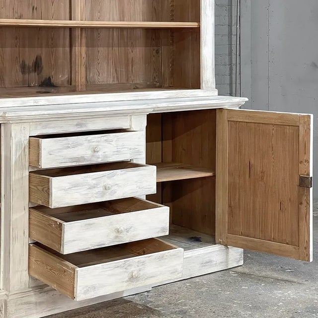 Late 19th Century Grand 19th Century French Rustic Neoclassical Bookcase in Whitewashed Pine For Sale - Image 5 of 13
