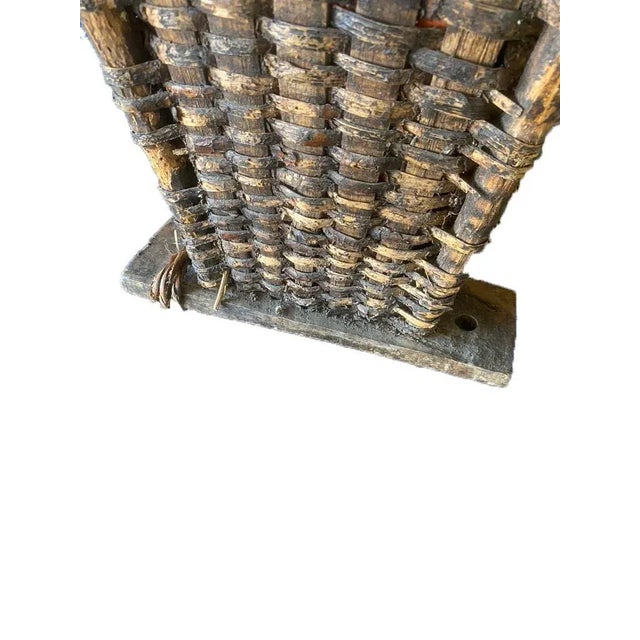19th Century French Grape Picking Basket From the 19th Century For Sale - Image 5 of 7