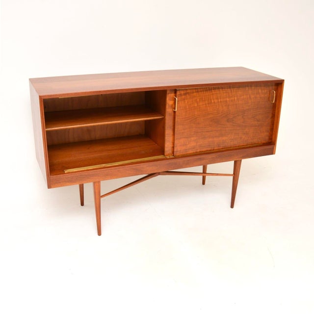 A beautiful and extremely rare vintage sideboard by Robert Heritage for Heal’s. This was made in England, it dates from...