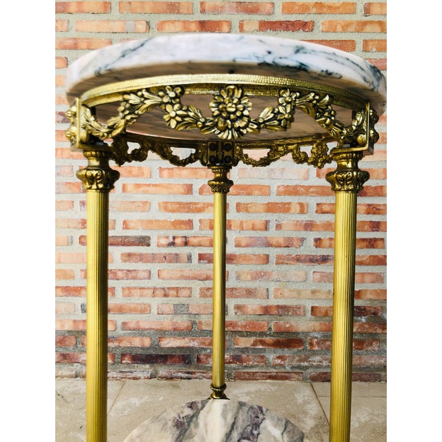 Spanish 19th Spanish Bronze and Brass Gilted Side Table With White Marbles Top For Sale - Image 3 of 10