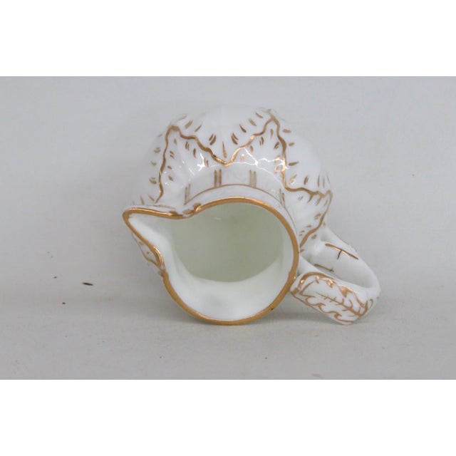Mid 20th Century White Porcelain Ceramic Small Creamer Milk Jug With Gold Gilt Trim Details For Sale - Image 4 of 15