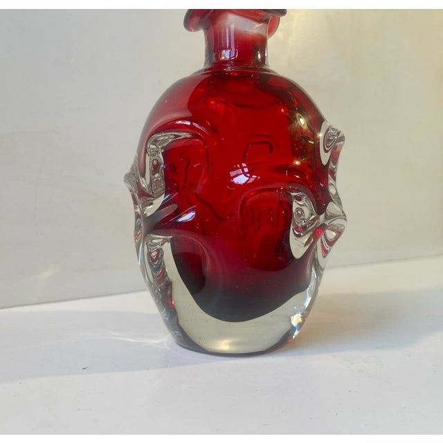 Mid-Century Modern Swedish Modern Ruby Red Decanter by Bo Borgström for Aseda, 1960s For Sale - Image 3 of 6