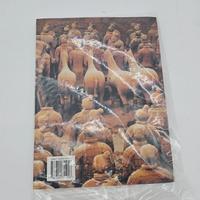 Rare Lintong Museum Terracotta Warrior Figurine Set With Horse & Archival Booklet – 5 Pieces For Sale - Image 15 of 16