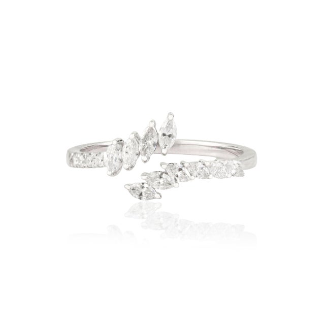 Modernist 14k White Gold Natural Diamond Open Bypass Ring Size 6 For Sale - Image 4 of 18