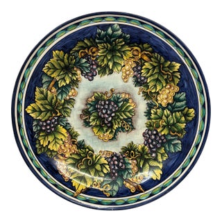 Ceramiche Grape Majolica Grande Piatto For Sale