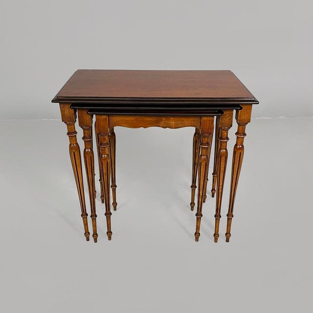 Mid-Century Modern Italian Wooden Nesting Coffee Tables, 1940s, Set of 3 For Sale - Image 4 of 11