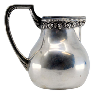 Plain Silver Wine Jug with Reliefs on the Rim