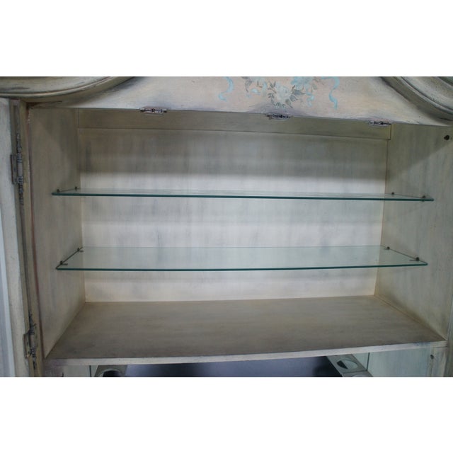 Wellington Hall Painted French Provincial Illuminated Drybar Bar Cabinet For Sale - Image 11 of 17