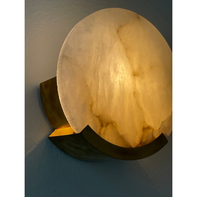 Visual Comfort Melange Disc Alabaster & Brass Sconces (1 Pair) For Sale - Image 9 of 18