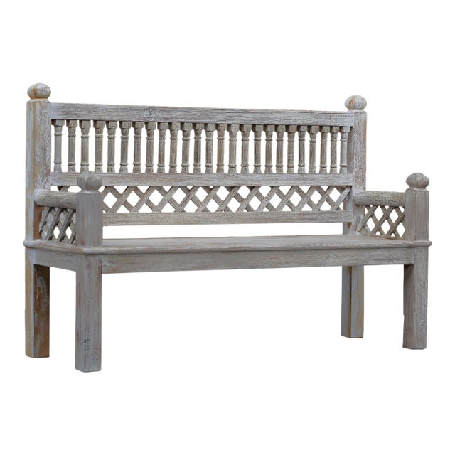 1980s Rustic White Reclaimed Wood Settee Bench – 1 Piece For Sale