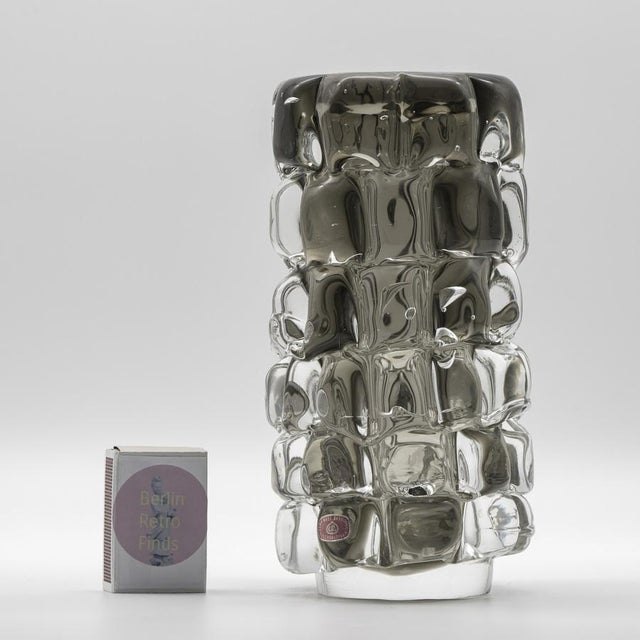 Mid-Century Modern Pineapple Glass Vase by Frantisek Vizner for Skrdlovice, 1971 For Sale - Image 3 of 9
