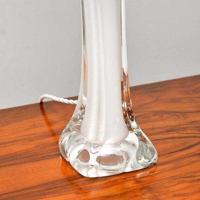 1960s Vintage Swedish Glass Table Lamps by Paul Kedelv for Flygsfors, 1960s, Set of 2 For Sale - Image 5 of 10