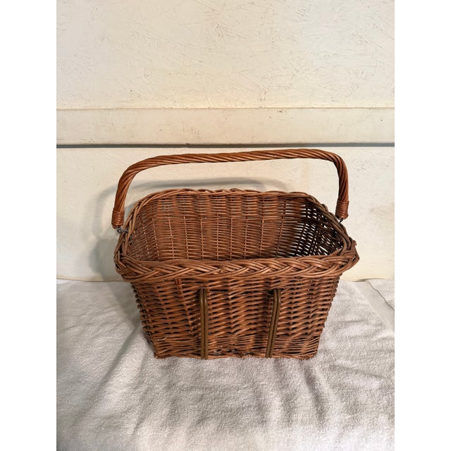 Vintage Wicker French Market Basket With Bicycle Mount & Carrying Handle For Sale - Image 9 of 12