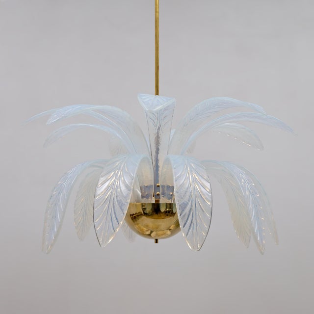 Mid-Century Modern Iridescent Murano Glass and Brass Palm Leaves Chandelier, 2000s For Sale - Image 3 of 8