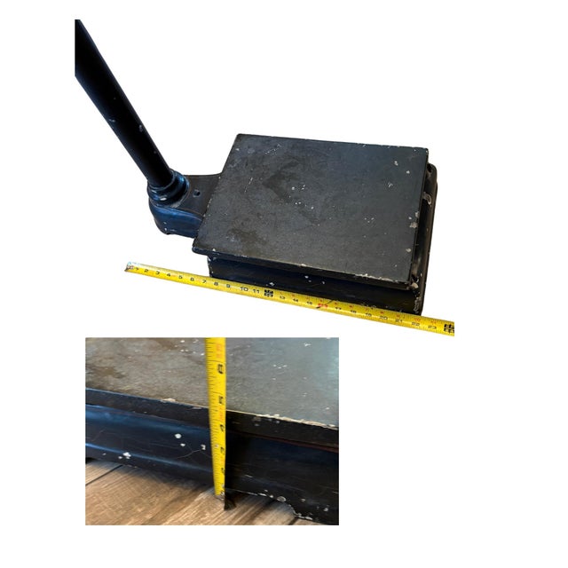 Antique Fairbanks Physician’s Industrial Medical Scale in Cast Iron & Brass, Early 20th Century For Sale - Image 10 of 12